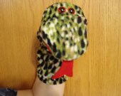 Snake black and green moveable mouth