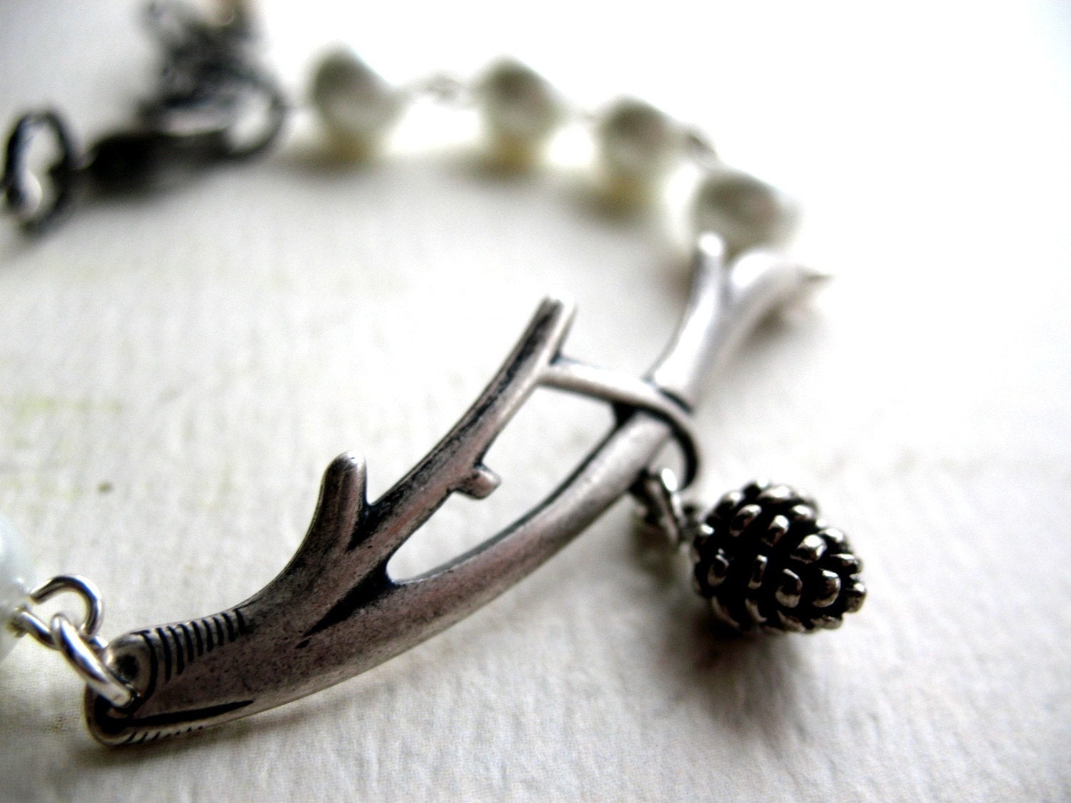 Winterland. Pine Cone and Pearl Bracelet