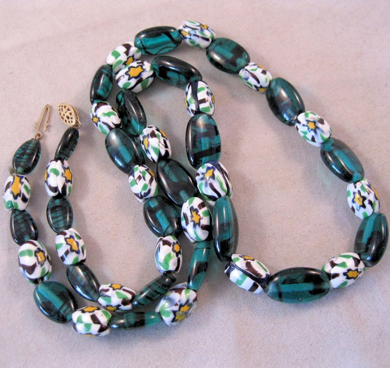1940s Venetian Millefiori Art Glass Bead Necklace Blue Green White