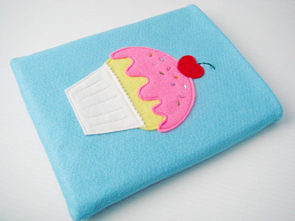 Cupcake iPad Sleeve / Case / Cozy / Cover