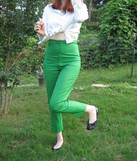 green capri pants