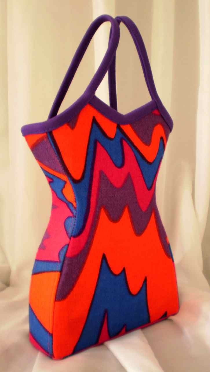 PURSONALITY-WOMAN'S CORSET PURSE