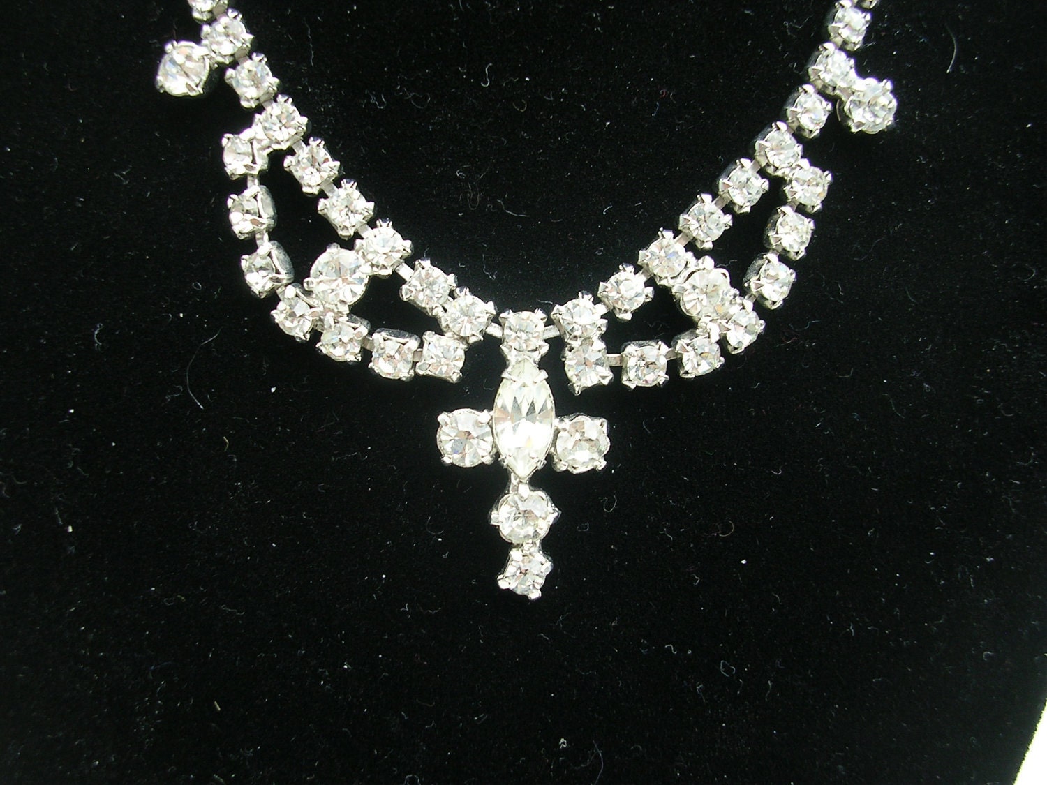 Vintage Rhinestone Necklace with Drop Pendant
