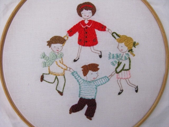 round and round embroidery pattern
