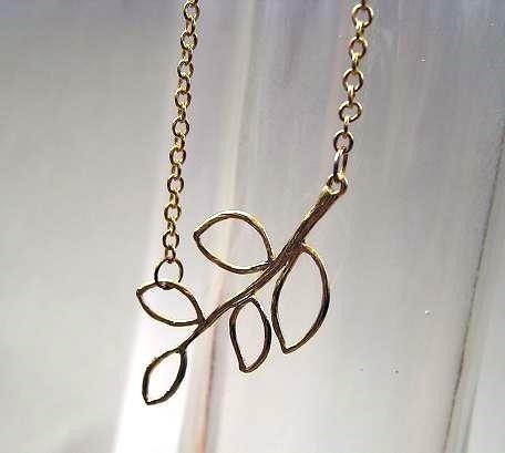 Golden branch necklace