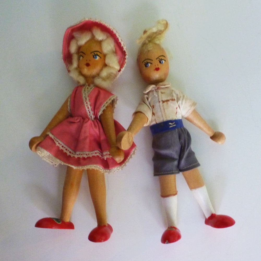 vintage wooden jointed poseable dolls (primitive handpainted folk art)