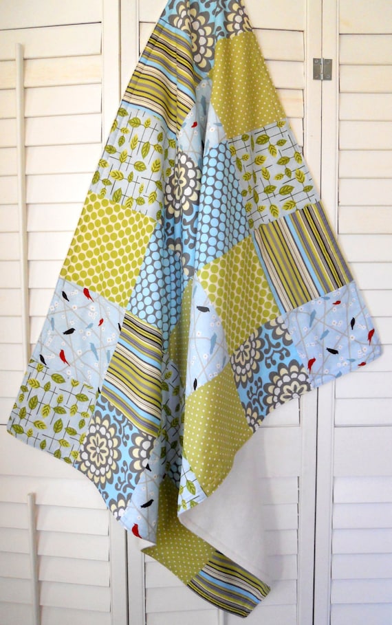 CLEARANCE 30% OFF - Patchwork Fleece Baby Blanket - Boy or Girl - Lime Green and Blue Birds
