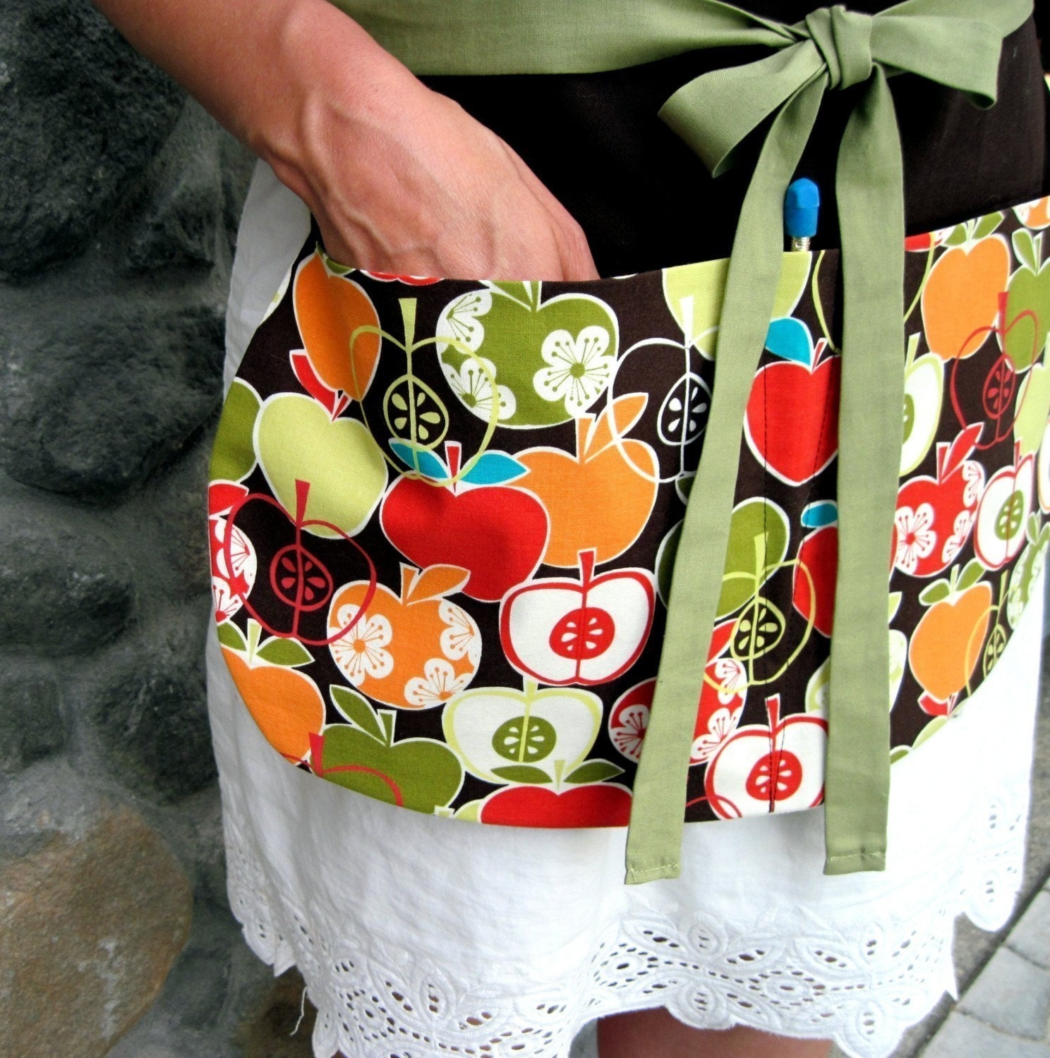 Teacher Utility Apron with Pockets in Modern Apples & by Foodphyte