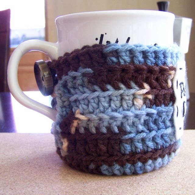 Funny coffee mug cozy tea cup Punch It Chewie blue brown crochet cover