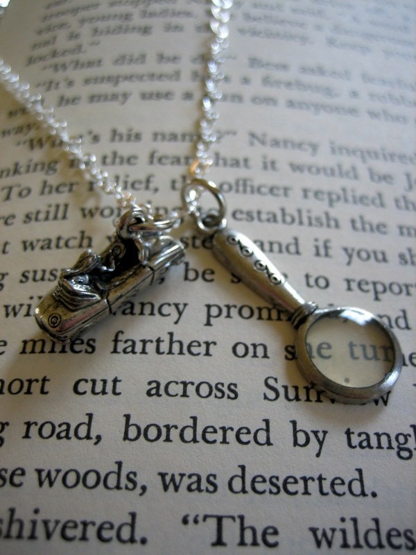 Sleuth Necklace