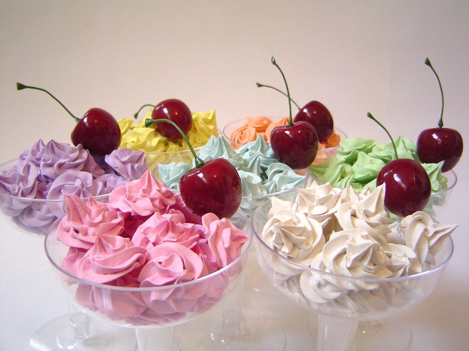 30 fake meringue kisses mini frosting fake cupcake for decoration kitchen, first birthday party ,bakery wedding, coffee shop,unique gifts
