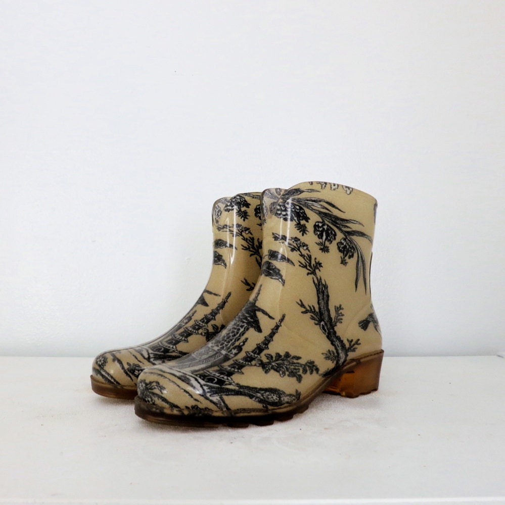 Vintage Rain Boots - European Size 37, US Size 6.5 - 7