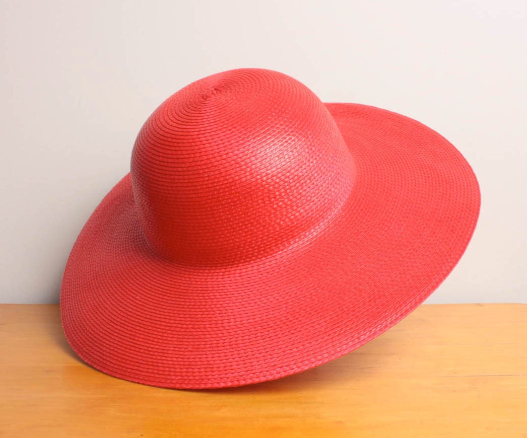 1980s Red Floppy Straw Hat - Womens Woven Wide Brim Beachy Summer Hat