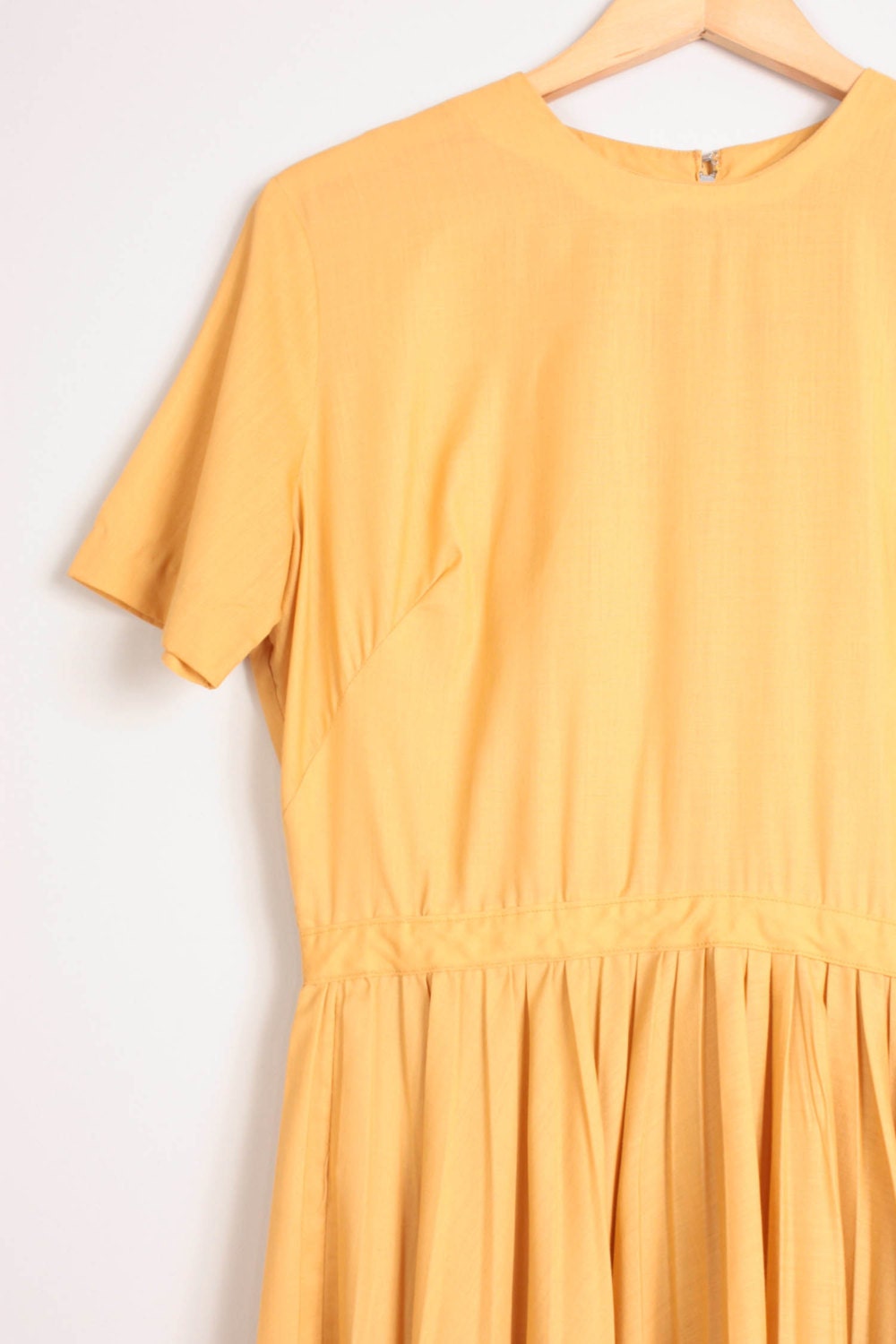 1950s Dress / Mustard Yellow Cotton 50s Day Dress - Womens XL / Plus Size - Pleated Full Skirt Short Sleeve Handmade Home Sewn Dress