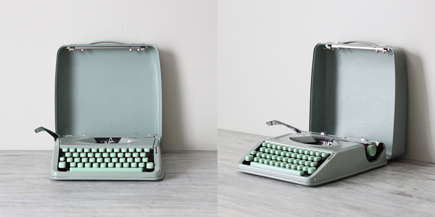 hermes rocket portable typewriter