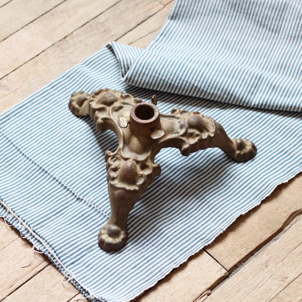 cast iron flag stand
