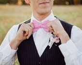 The Beau- NEW men's freestyle classic houndstooth bow tie- pink