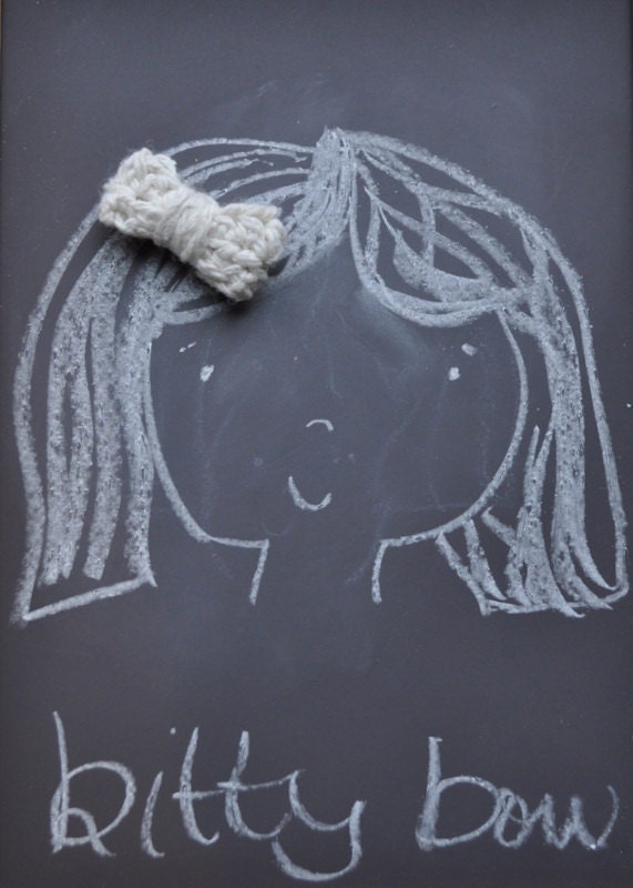 small knit bow-sweetly cream