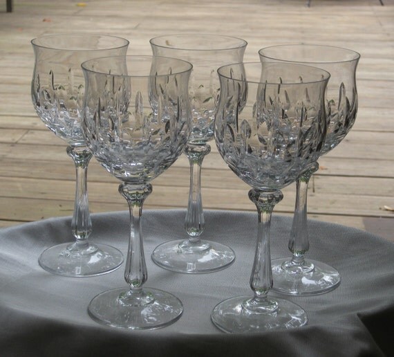 Vintage FOUR Crystal Stemware Water Wine by maggiemaevintage