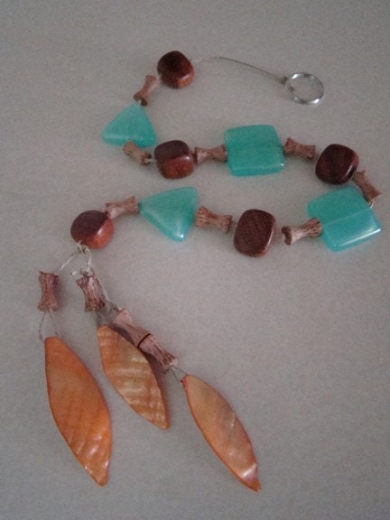 Hemp With green and wooden beads and coral color feathers suncatcher sun catcher 8
