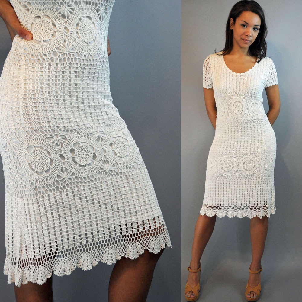 Vintage 80s dress CROCHET Dress / White Crocheted Lace Dress w/ Open WEAVE Boho Chic XS / S / M