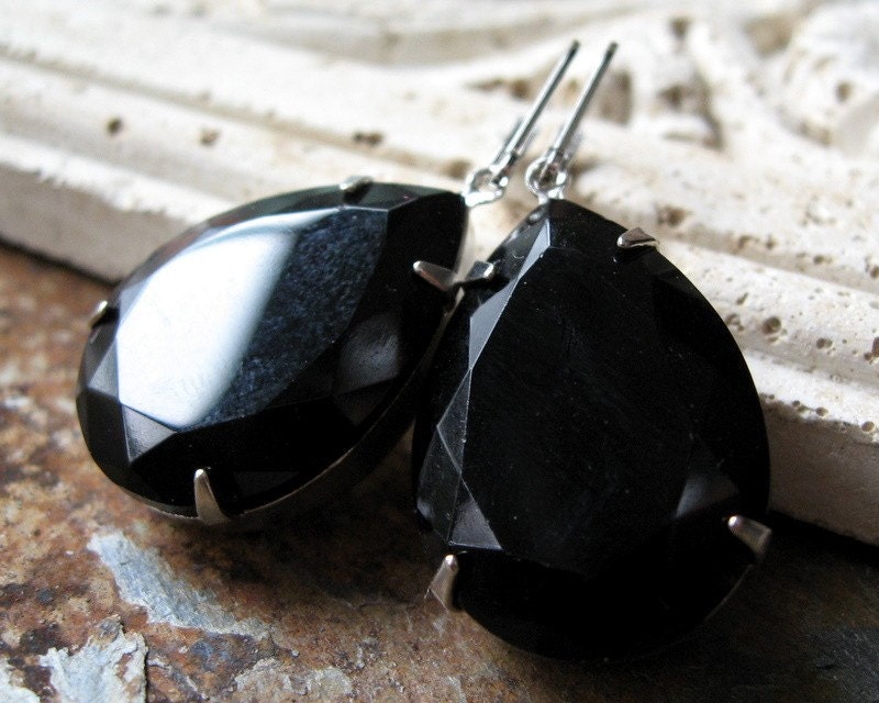 Black Jewel Earrings, Pear Jewels, Teardrop Earrings, Vintage Glass Crystals, Silver Plated Leverbacks