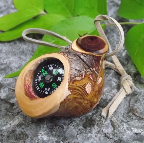 Wood Compass - Handmade from a Rustic Cedar Wood Tree Branch - Pocket Survival for Hiking, Camping, Outdoor, Gift for Nature Lover, Ornament