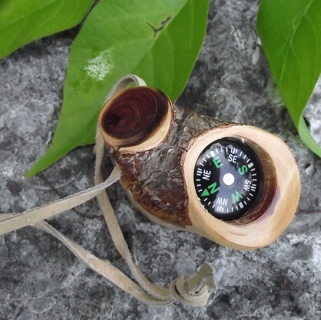 Wood Compass - Handmade from a Rustic Cedar Wood Tree Branch - Pocket Survival for Hiking, Camping, Outdoor, Gift for Nature Lover, Ornament