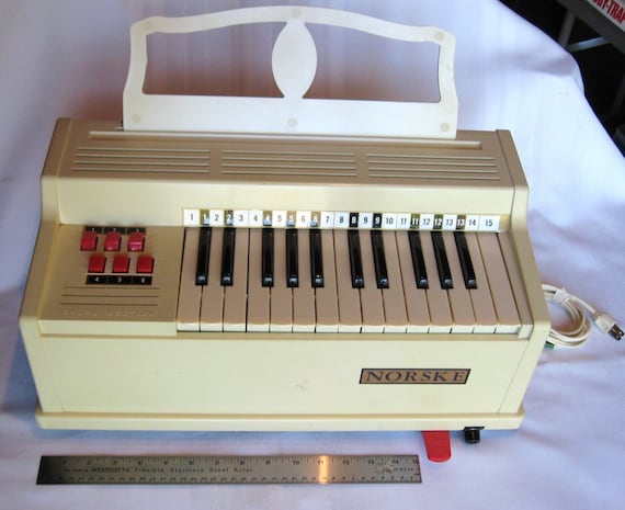 Vintage Child's Organ from the 1960s by Norske by BlairsToyBox