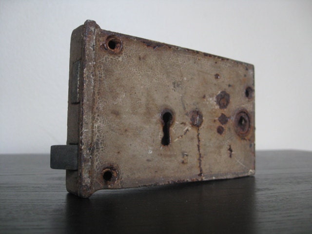 Industrial Chic.  Antique Skeleton Key Door Lock. No 2.