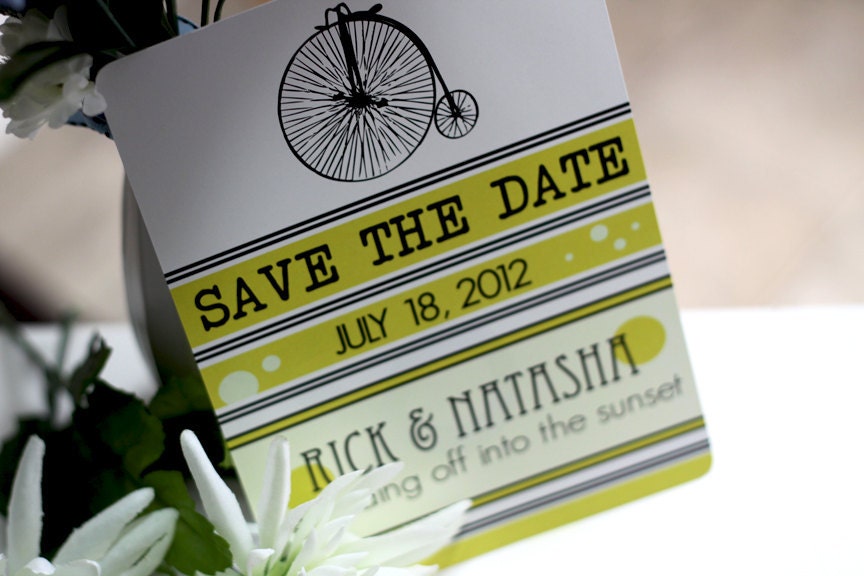 Save the Date - 5x7 Vintage Bicycle Announcement Card - Personalized Monogram