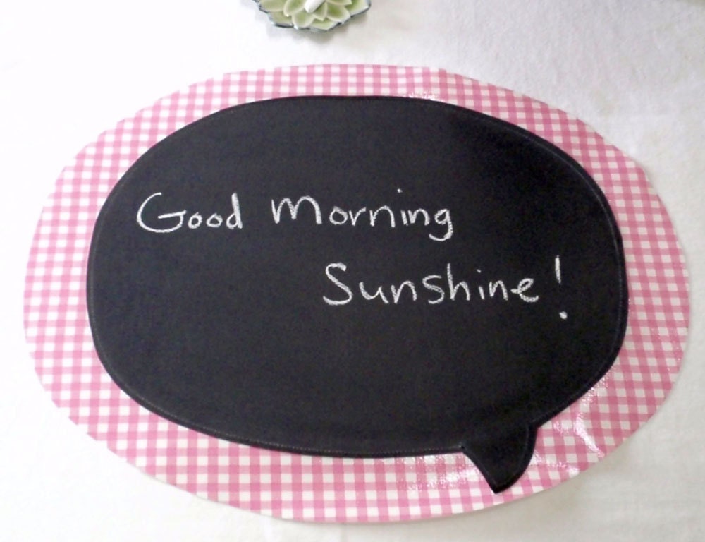 Chalk Cloth Place Mat - Speech Bubble on Pink Gingham