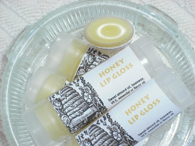 Honey Lip Balm-Lip gloss-Moisturizing-Oval tube