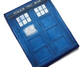 eReader Police Call Box Case - Fits Kindle 1 2 3 Touch Fire, nook, galaxy tab and other tablets by nokomomo