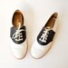 shoes 6 / 50s shoes /vintage shoes / saddle shoes / leather shoes / black and white shoes / miss flings / vintage shoes size 6 / 1950s shoe