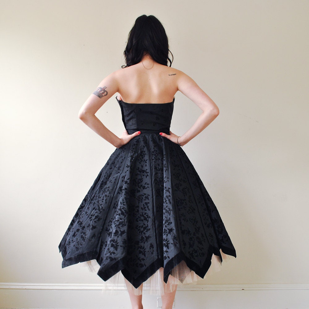 RESERVED - vintage 1950s party dress / 50s dress / black and pink / prom party dress / tulle & taffeta dress / full skirt dress