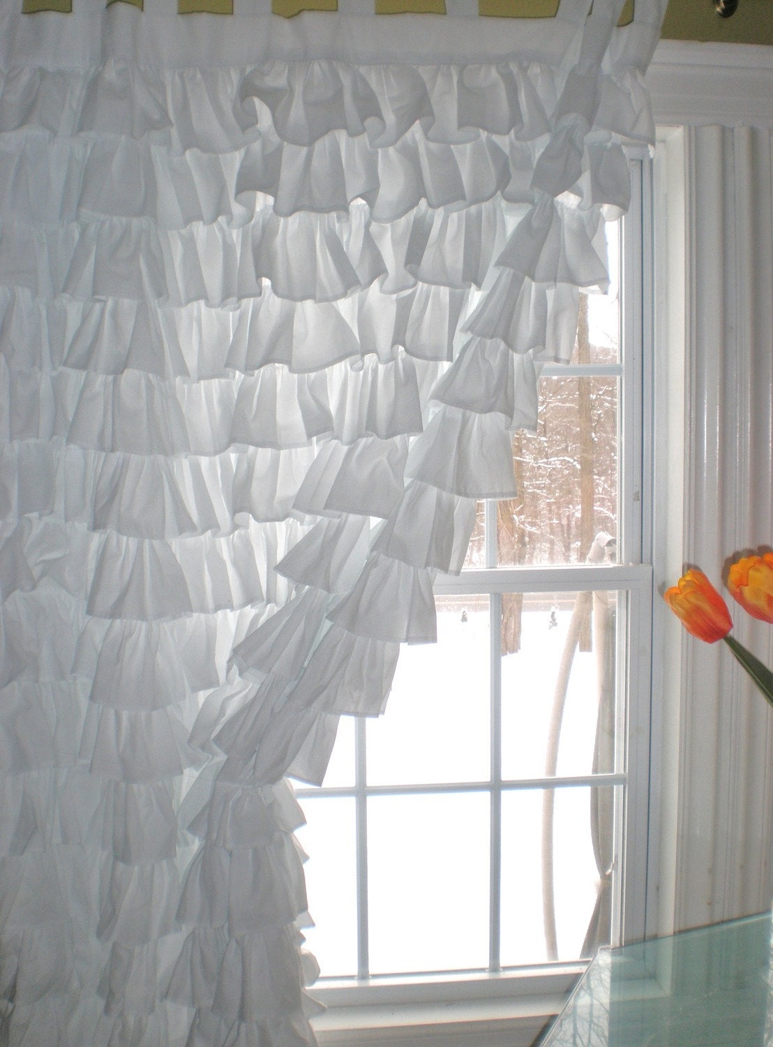Small Ruffles Curtain