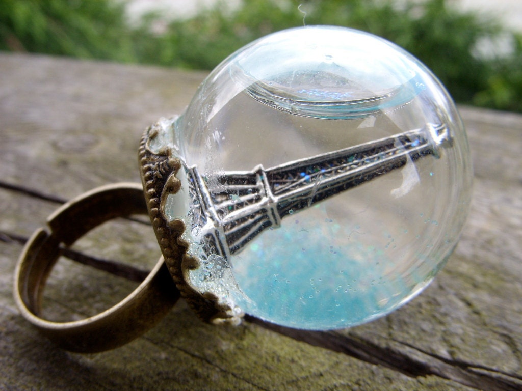 globe ring eiffel tower petit paris glass dome urban city snow globe brocade mini terrarium ring miniature terrarium jewelry