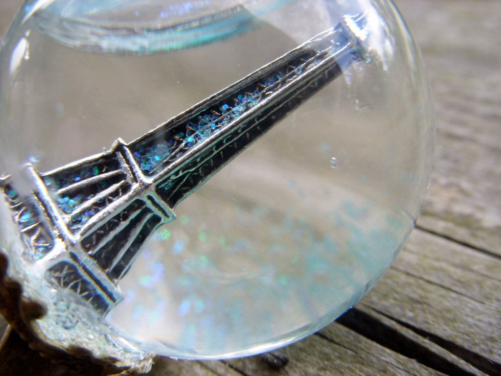 globe ring eiffel tower petit paris glass dome urban city snow globe brocade mini terrarium ring miniature terrarium jewelry