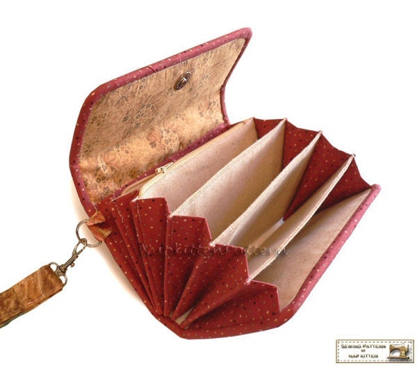 Accordion wallet/clutch sewing pattern -- PDF file -- Email delivery download in email -- Make It Yourself