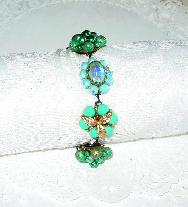 FREE SHIP Beautiful Vintage Earrings Charm Bracelet