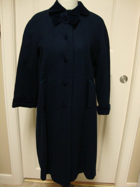Vintage Wool Coat with Velveteen Trim