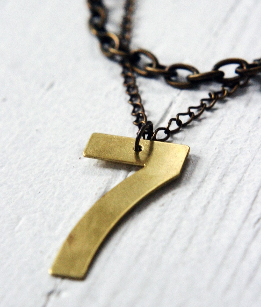 lucky number necklace - no.7