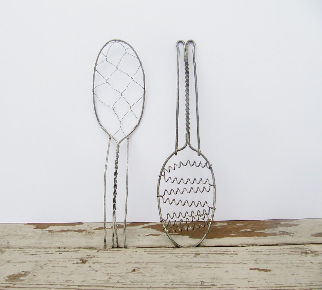 Pair of Wire Whisks - Modred12
