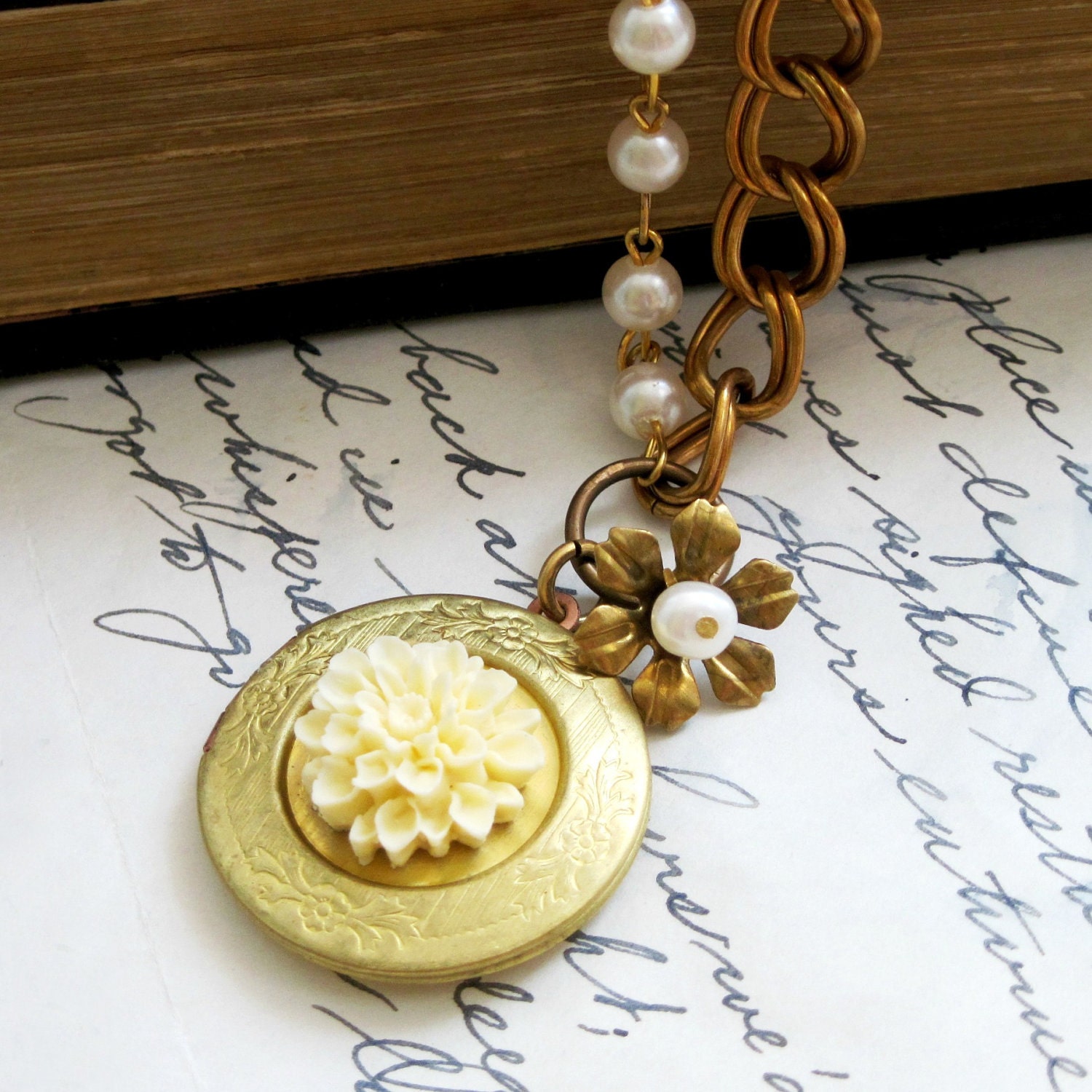 Flower Locket Necklace Vintage Locket Cream Flower Necklace Pearl Necklace Dahlia Flower Necklace Under 50 - Fantasia