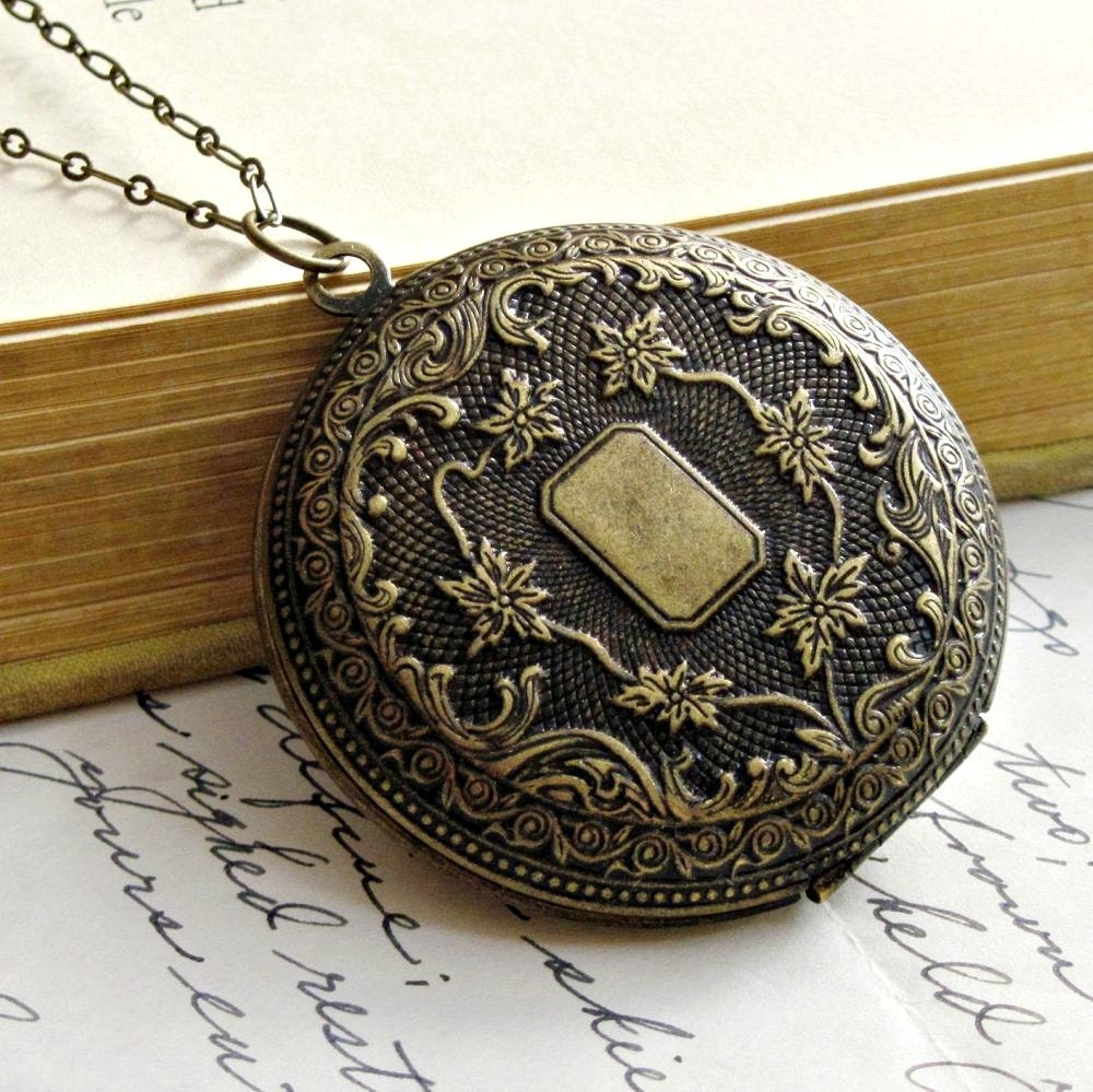 Engraved Floral Locket Necklace Vintage Inspired Locket Photo Locket Boho Necklace Victorian Locket Antique Brass Long Locket Necklace
