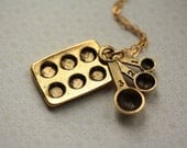 LONG Bakers Cupcake Necklace, Baking Cupcake Pendant, 14kt Gold Filled Chain, Womens Jewelry, Mother's Gift, Pan and Teaspoons Jewellery