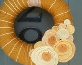 Yarn Wreath Felt Handmade Door Decoration - Peach Cobbler 8in