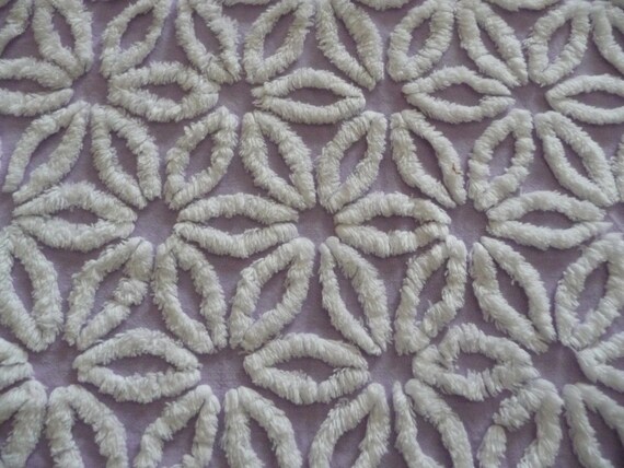 Hoffman Purple and White Daisy Vintage Chenille bedspread Fabric Piece