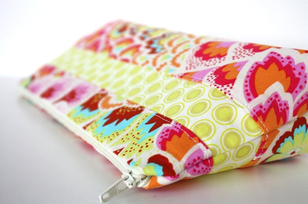 Personalized Cosmetic Makeup Bag - Passion - Made to Order